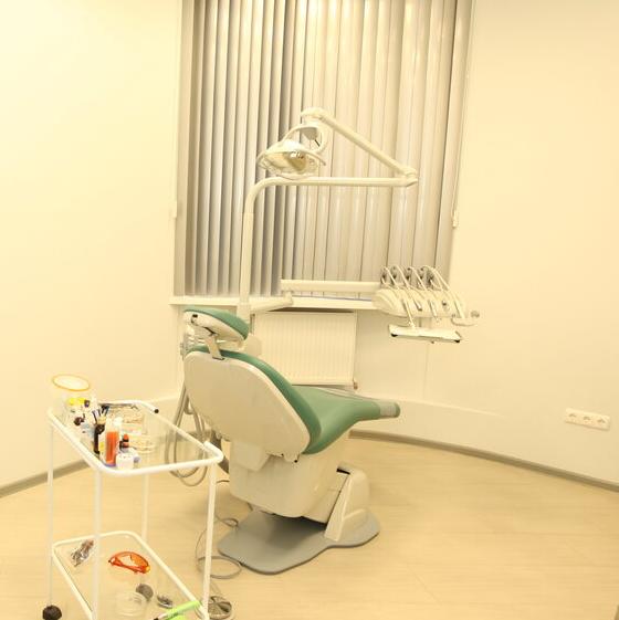 Стоматология Полидент плюс на Караваевской