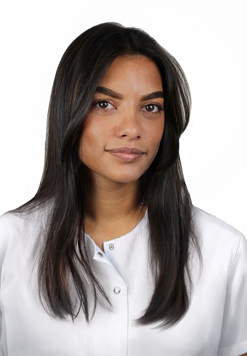 Пакова Яна Нишантовна